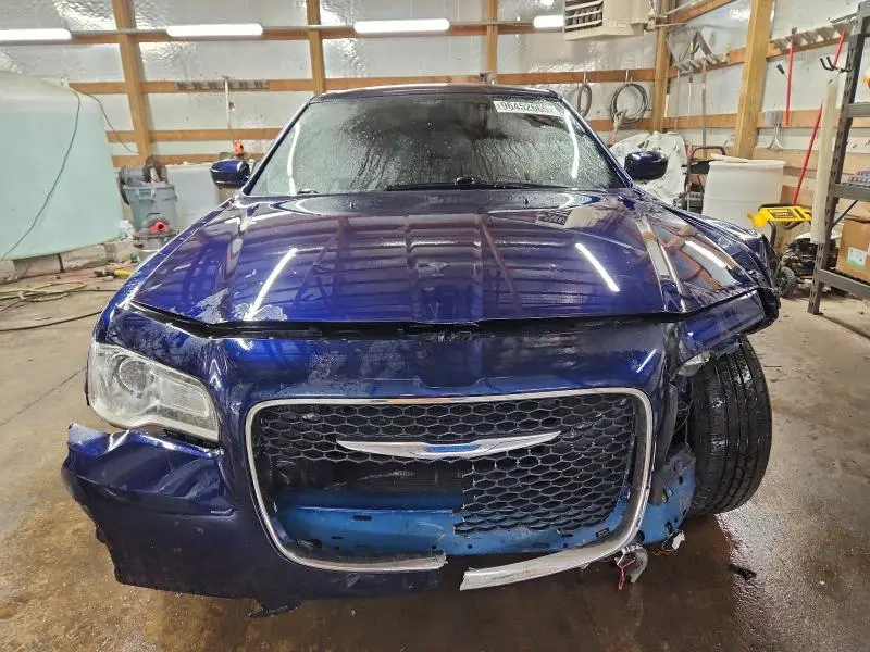 2015 CHRYSLER 300 LIMITED  