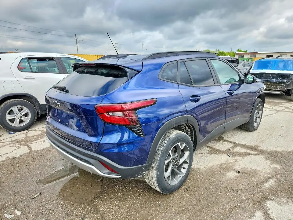 2024 CHEVROLET TRAX 1LT  