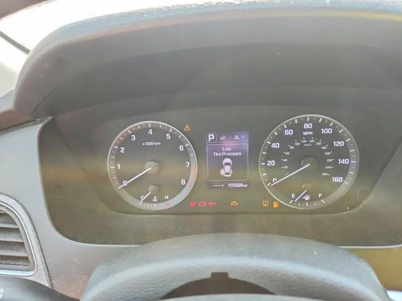 2017 HYUNDAI SONATA SE  