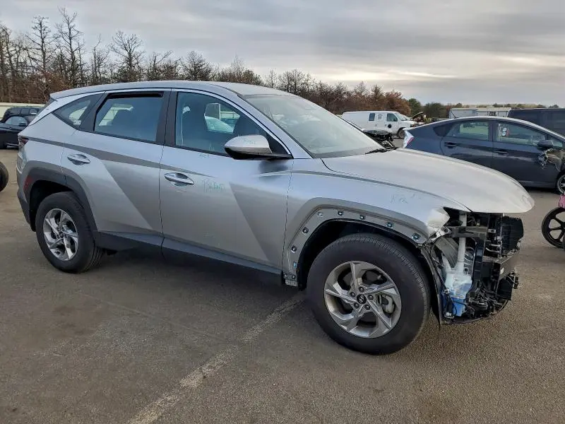 2023 HYUNDAI TUCSON SE  