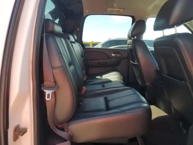 2012 CHEVROLET AVALANCHE LT  