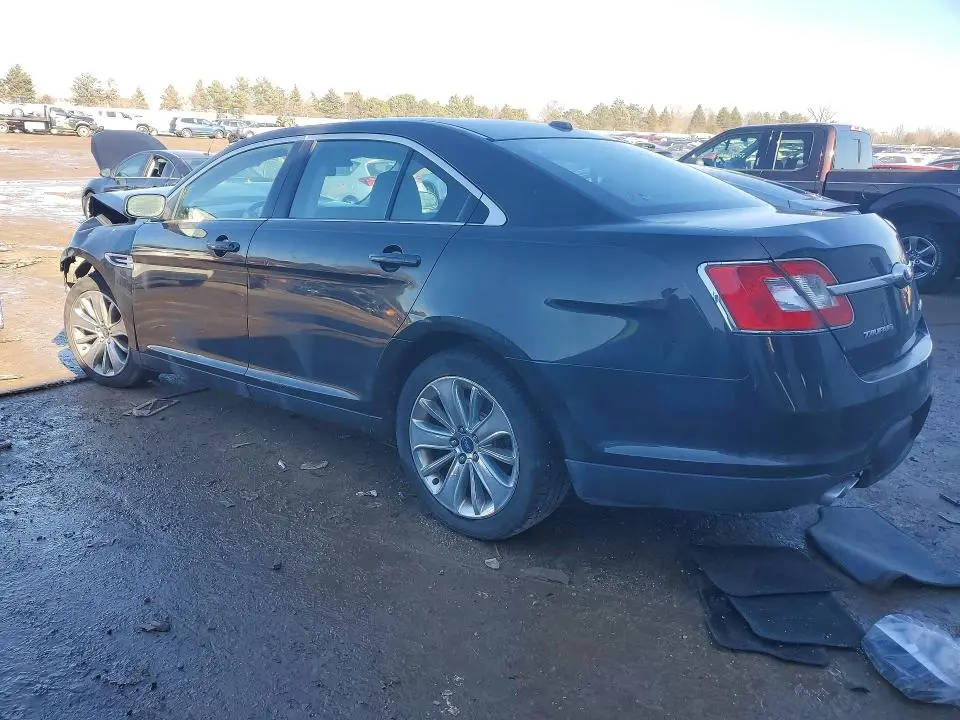 2012 FORD TAURUS LIMITED  