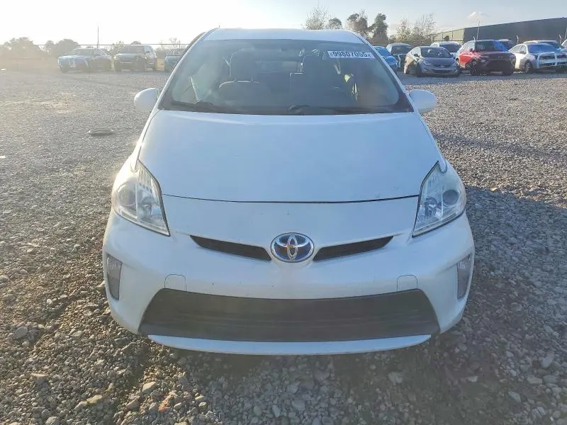2015 TOYOTA PRIUS THREE  