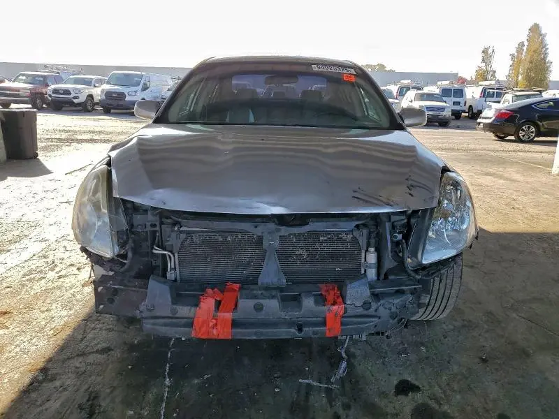 2011 NISSAN ALTIMA BASE  