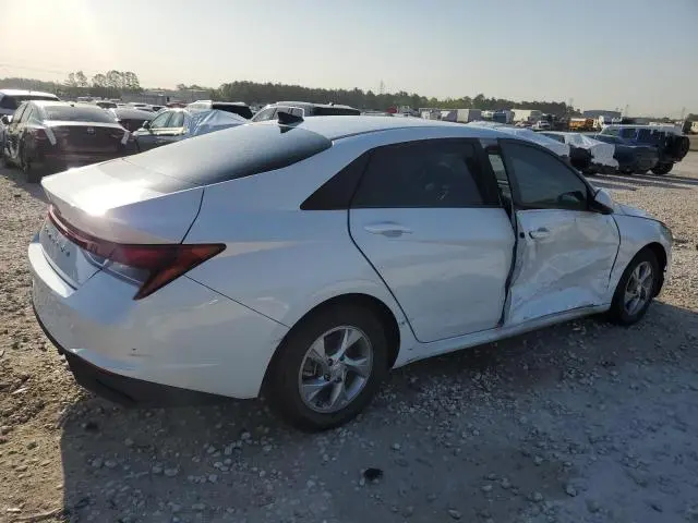 2022 HYUNDAI ELANTRA SE