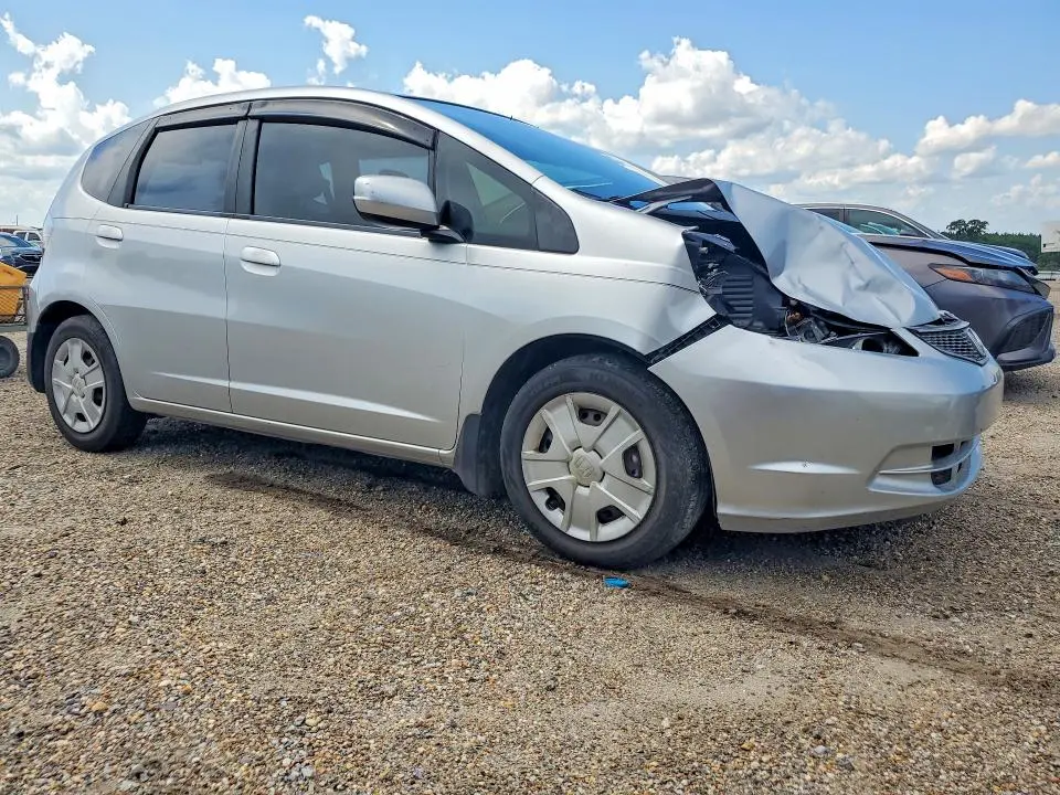 2012 HONDA FIT   