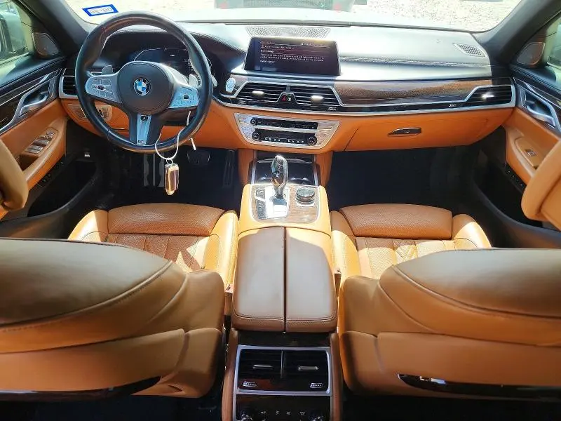 2021 BMW 750 XI  