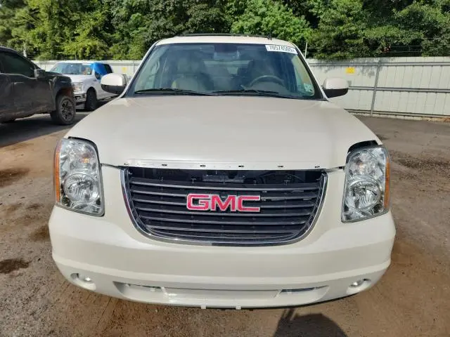 2013 GMC YUKON SLT  