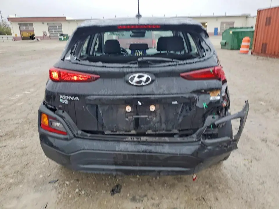 2021 HYUNDAI KONA SE  