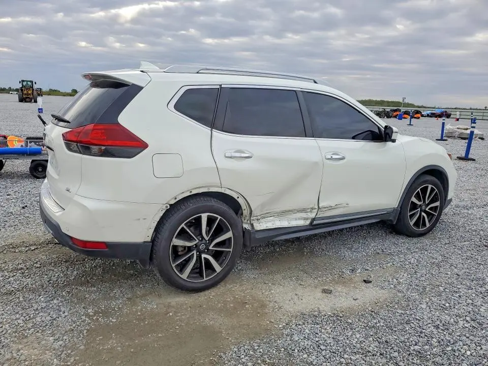 2020 NISSAN ROGUE SL  
