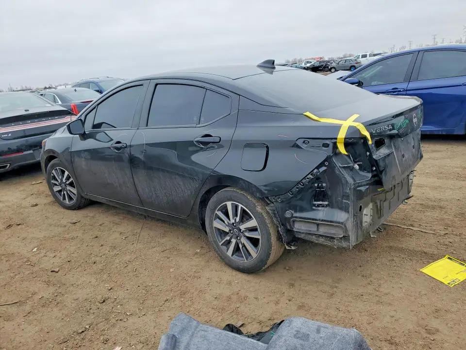 2023 NISSAN VERSA SV  