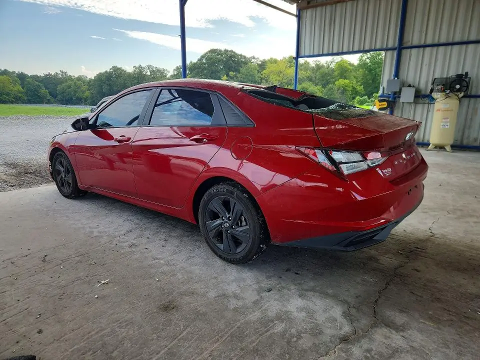 2022 HYUNDAI ELANTRA SEL  