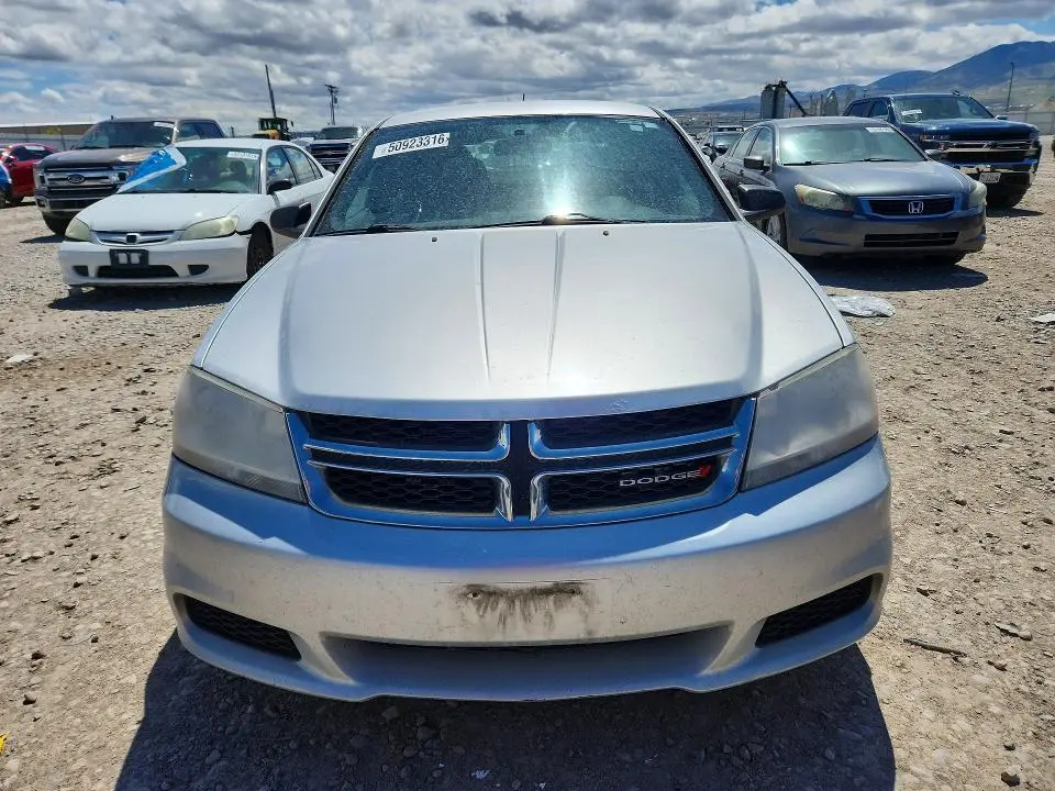 2012 DODGE AVENGER SE  