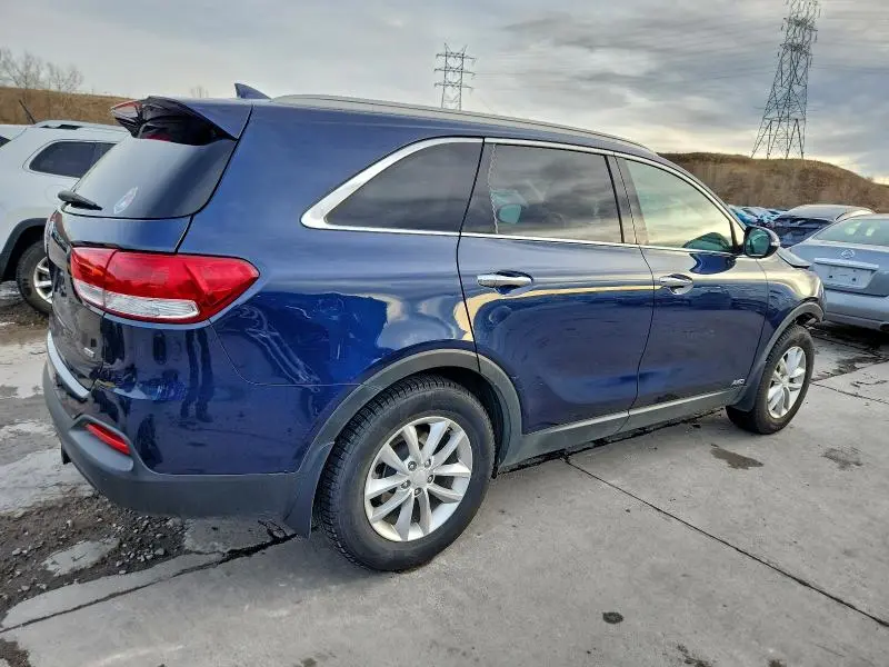 2018 KIA SORENTO LX  
