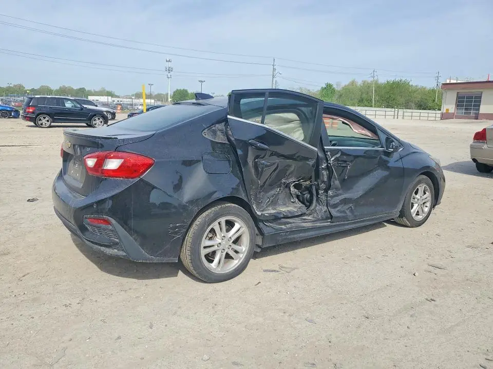 2018 CHEVROLET CRUZE LT  