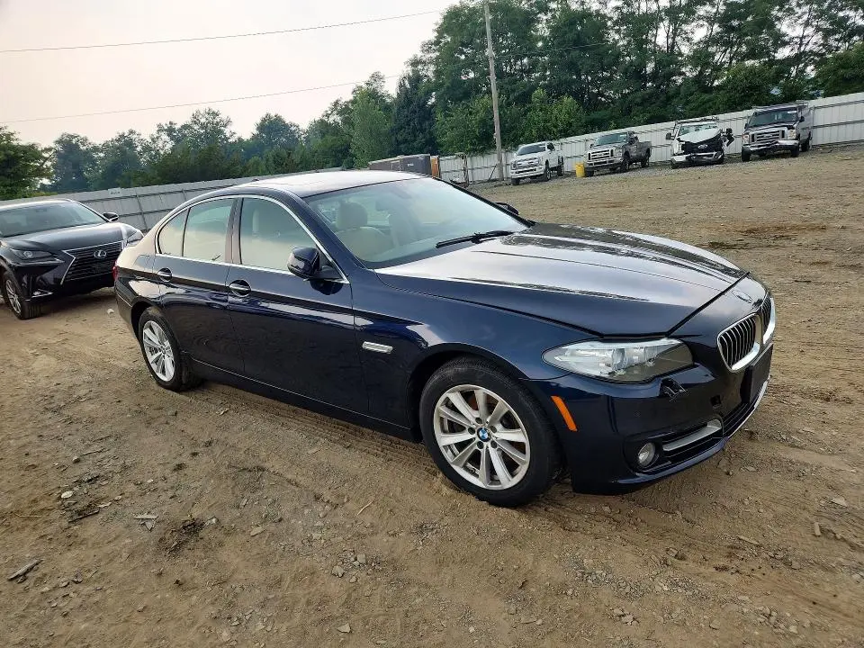 2015 BMW 528 XI  
