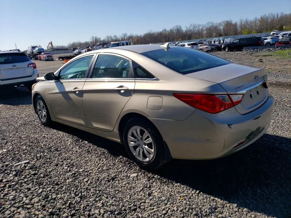 2011 HYUNDAI SONATA GLS  