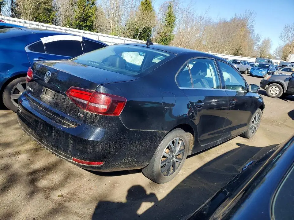 2017 VOLKSWAGEN JETTA SE  