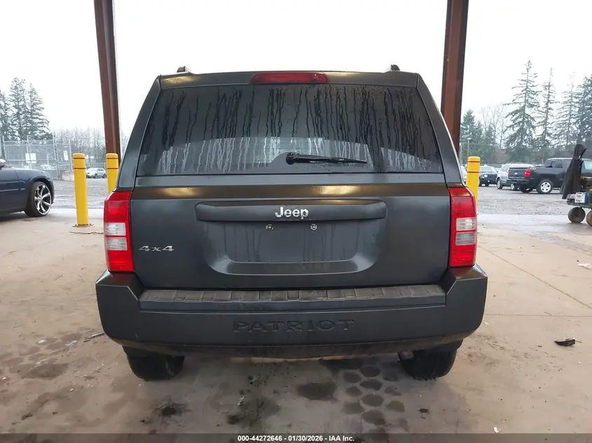 2010 JEEP PATRIOT SPORT