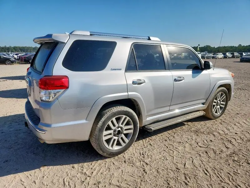 2010 TOYOTA 4RUNNER SR5  