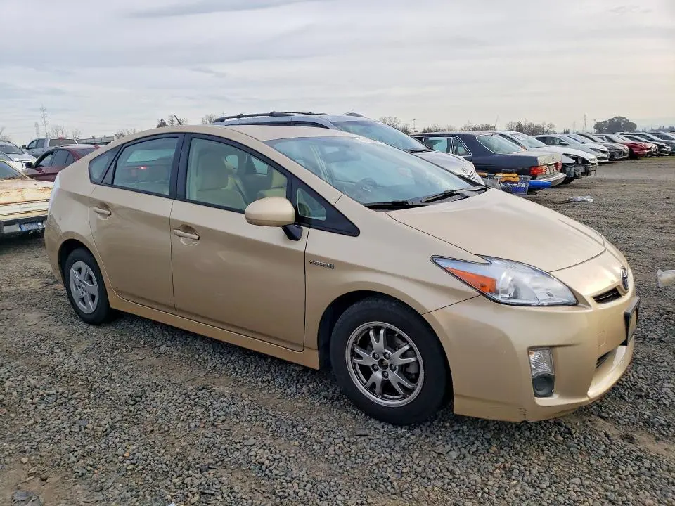 2010 TOYOTA PRIUS   