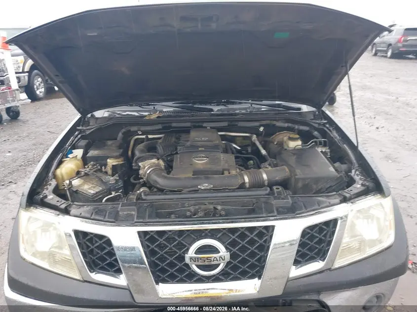 2011 NISSAN FRONTIER SV