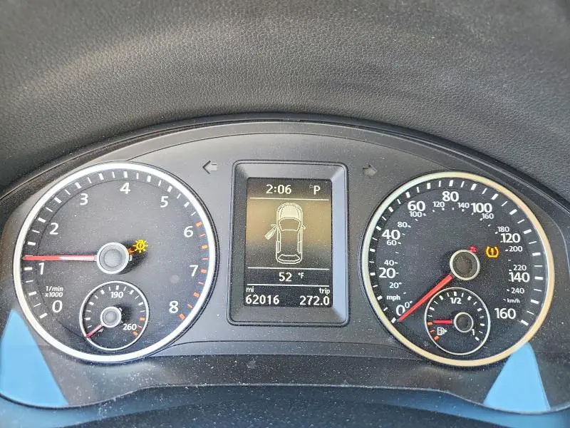 2015 VOLKSWAGEN TIGUAN S  