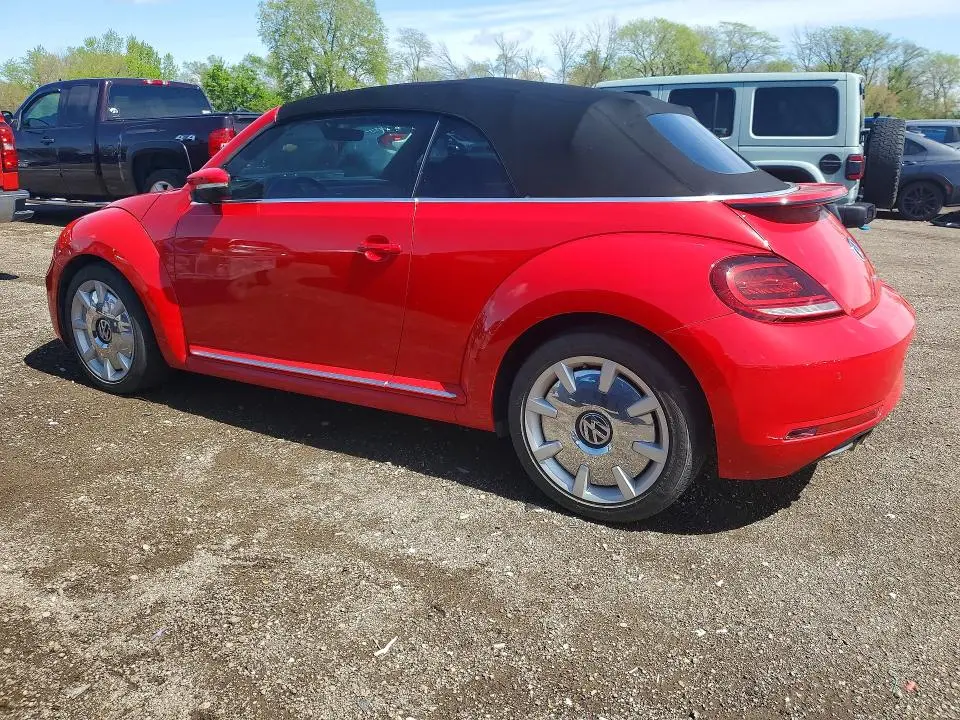 2018 VOLKSWAGEN BEETLE S  