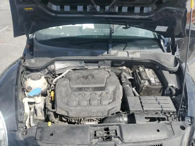 2018 VOLKSWAGEN BEETLE S  