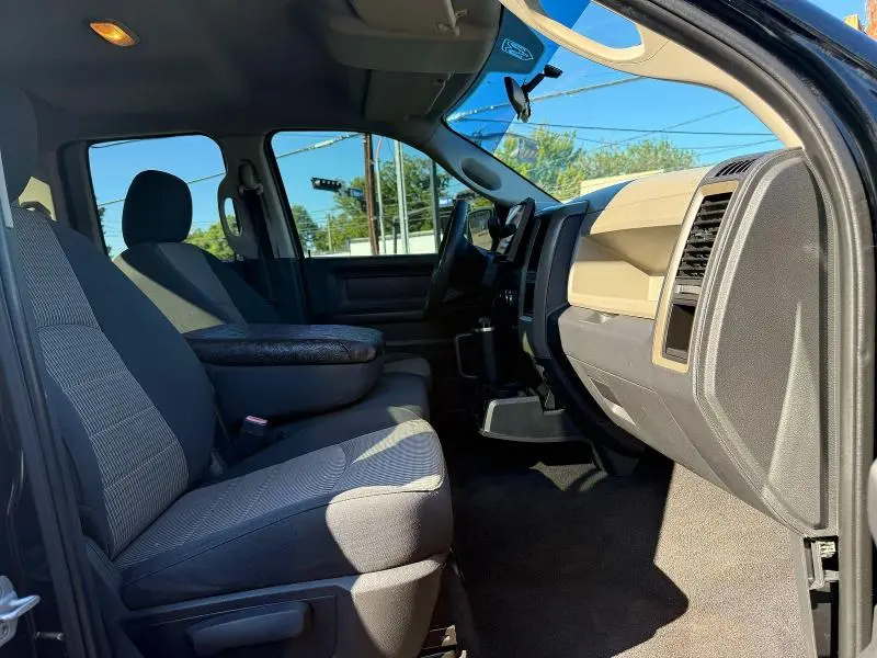 2012 DODGE RAM 1500 ST  