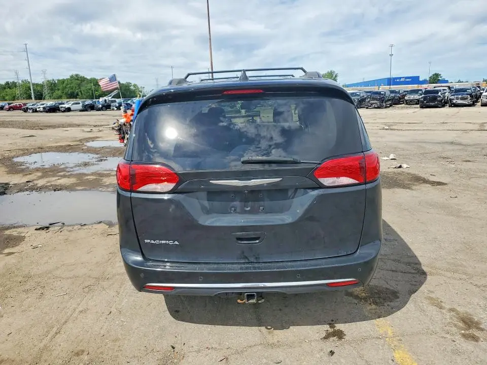 2018 CHRYSLER PACIFICA TOURING PLUS  