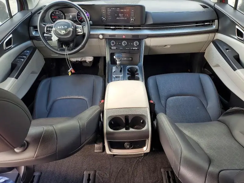 2023 KIA CARNIVAL LX  
