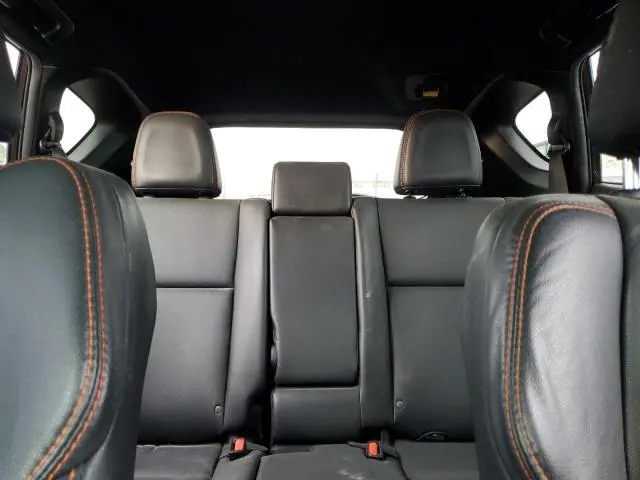 2017 TOYOTA RAV4 SE