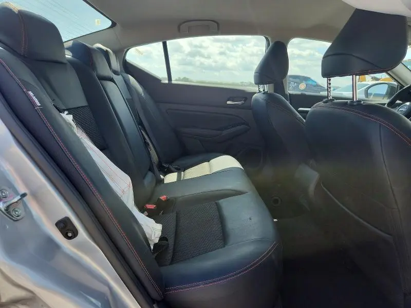 2025 NISSAN ALTIMA SR  