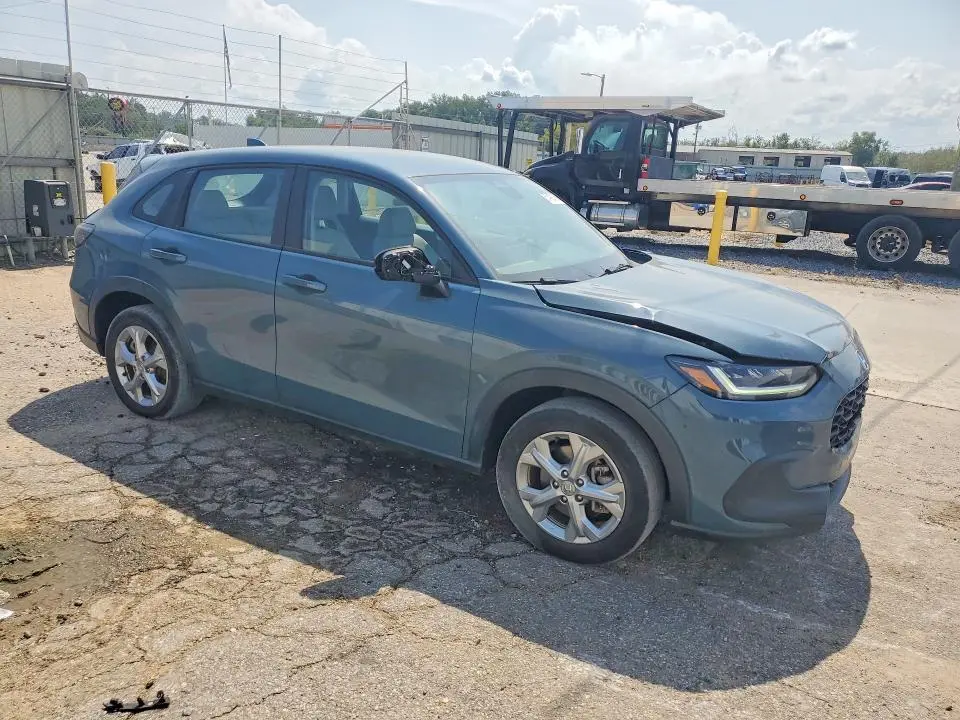 2023 HONDA HR-V LX  