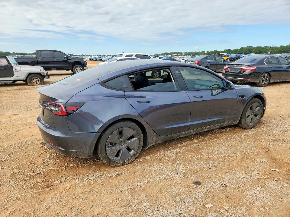 2022 TESLA MODEL 3   