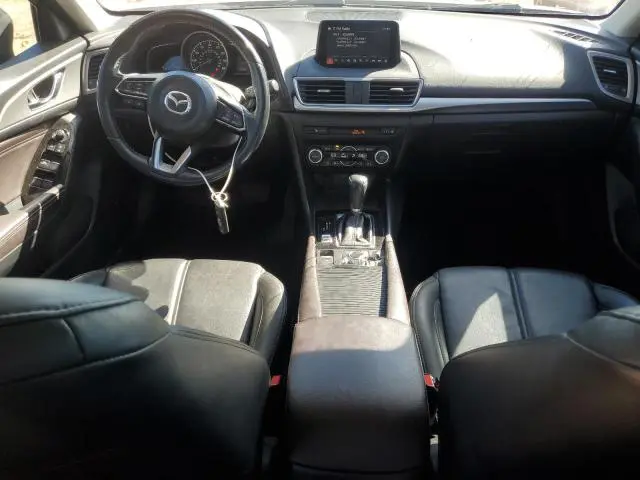 2018 MAZDA 3 TOURING  