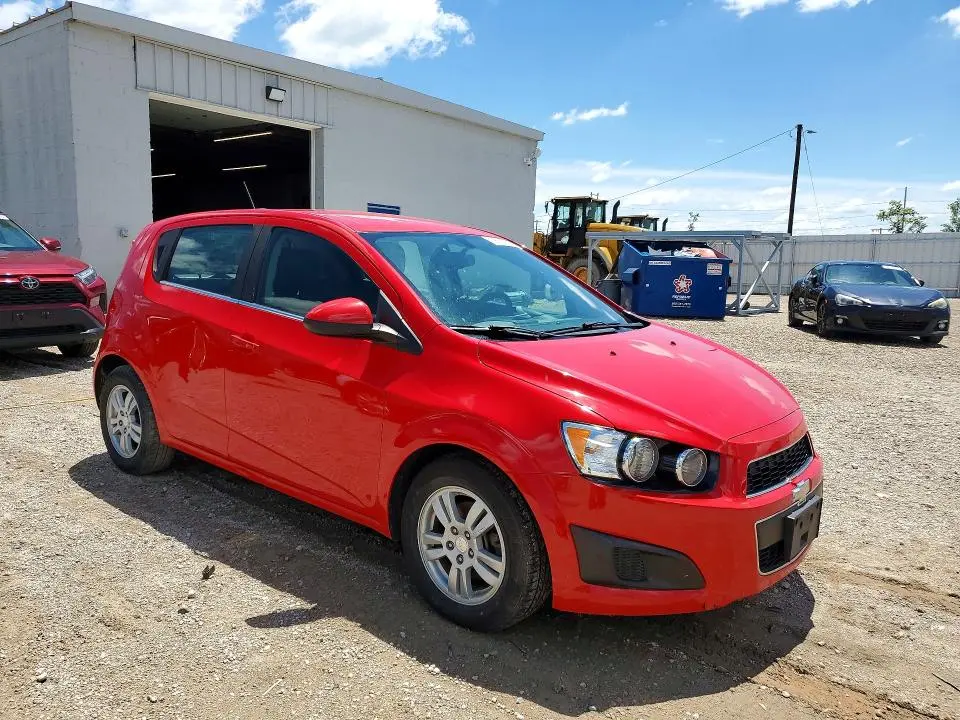 2015 CHEVROLET SONIC LT  