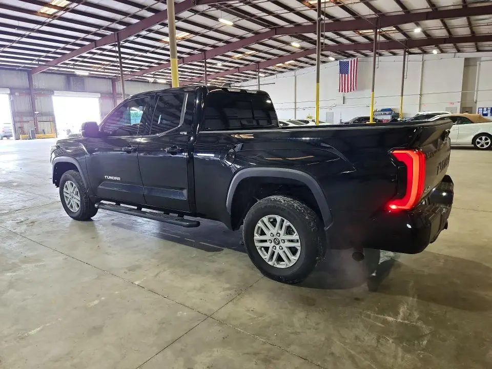 2024 TOYOTA TUNDRA SR5  