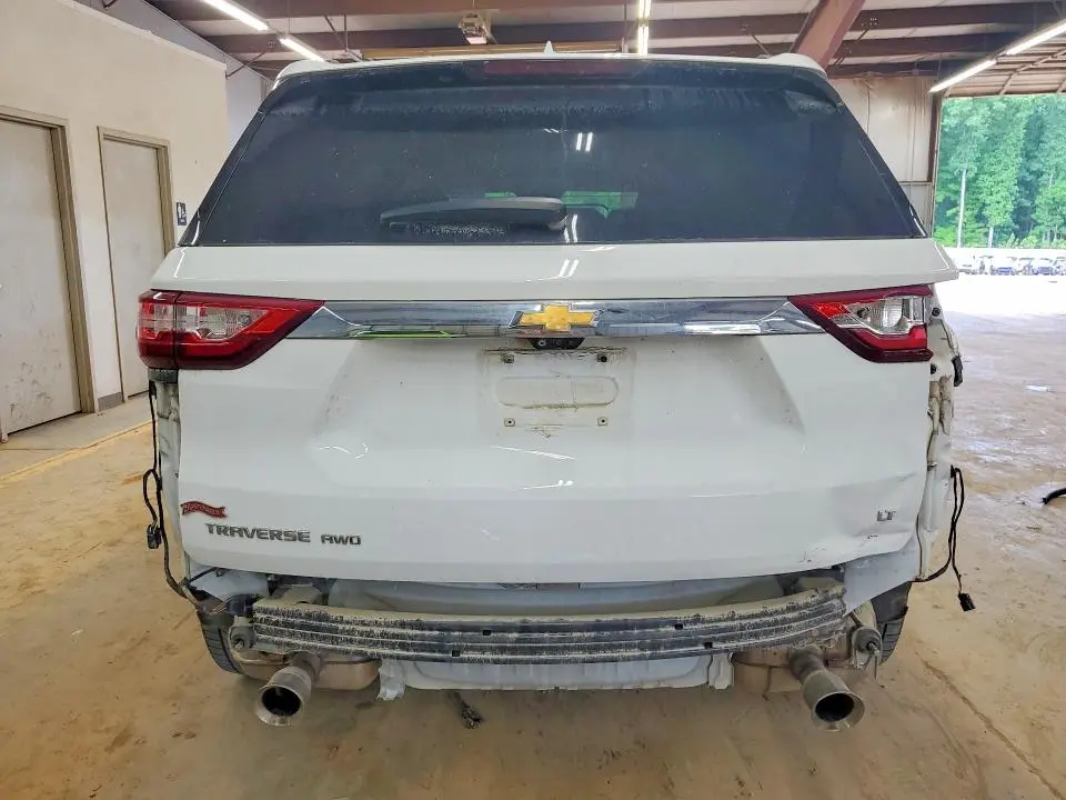 2020 CHEVROLET TRAVERSE LT  