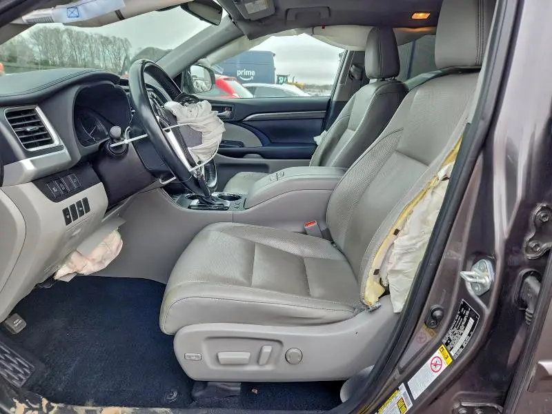 2019 TOYOTA HIGHLANDER LIMITED  