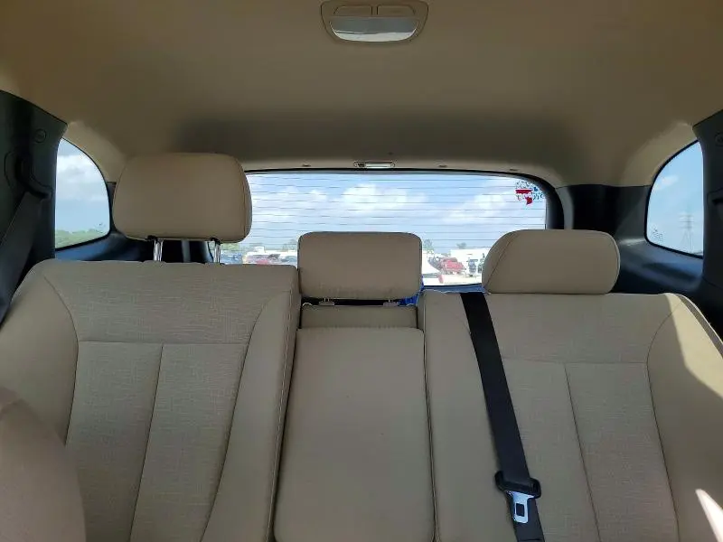 2011 HYUNDAI SANTA FE GLS  