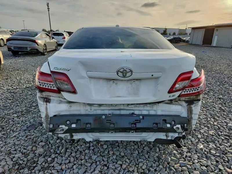 2010 TOYOTA CAMRY BASE  