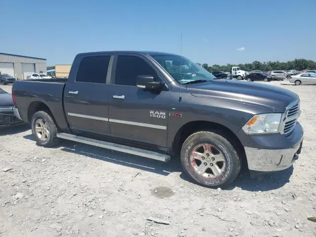 2015 RAM 1500 SLT  