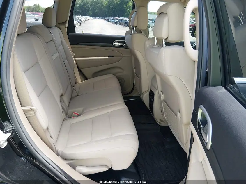 2019 JEEP GRAND CHEROKEE LAREDO E 4X4