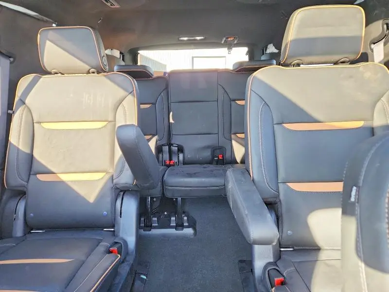 2021 GMC YUKON AT4  