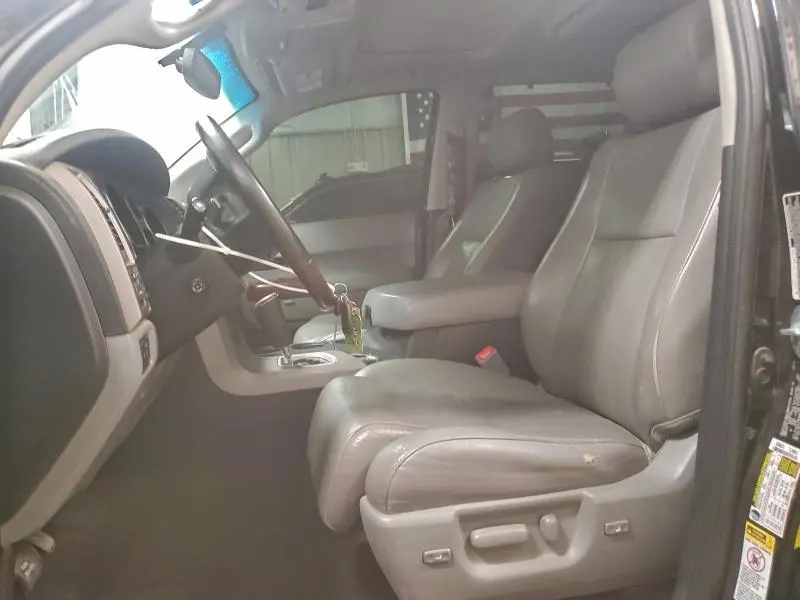 2012 TOYOTA SEQUOIA PLATINUM  