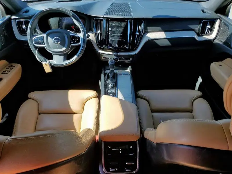 2020 VOLVO XC60 T5 INSCRIPTION  