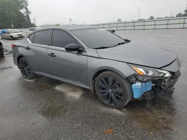 2022 NISSAN ALTIMA SR  