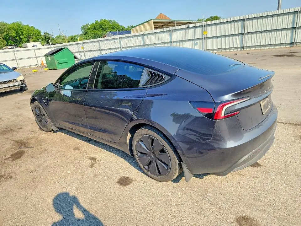 2024 TESLA MODEL 3   
